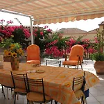 Le Terrazze Bed & Breakfast *